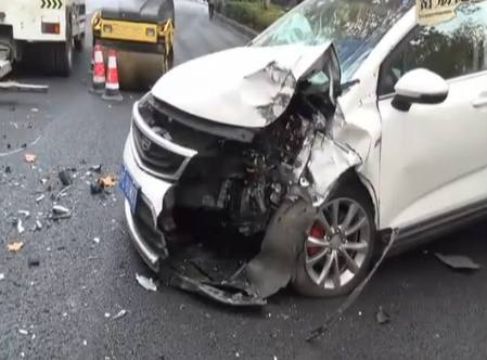 1566183521133871.jpg u=2526402938,2014650717&fm=173&s=C293568D02C72CE43F8114970100C0C0&w=449&h=332&img.jpg